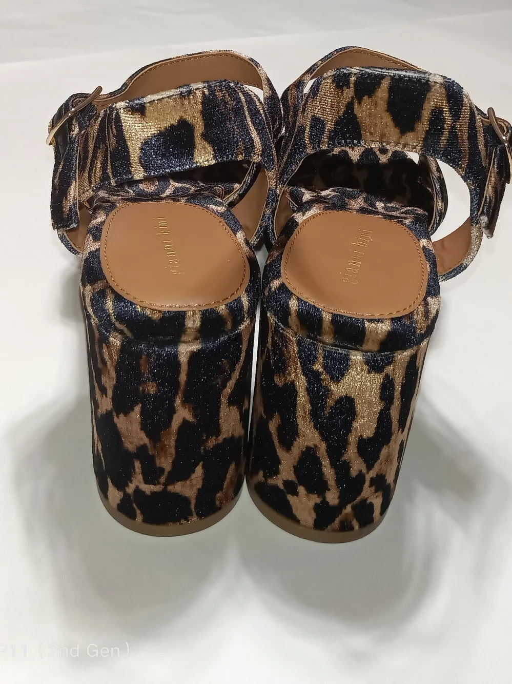 Gianni Bini Joize Leopard Velvet Crossband Platform Block Heel Sandals Size 8